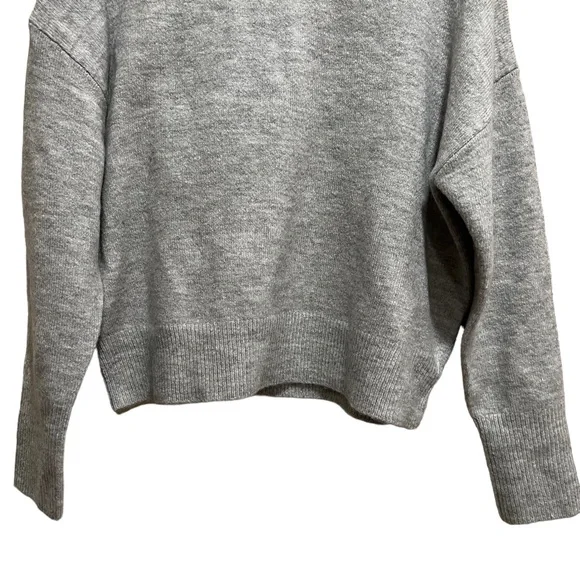 Sophie Rue Gray Mock Neck Cropped Sweater Womens L Cozy Minimal NWT - Picture 4 of 7